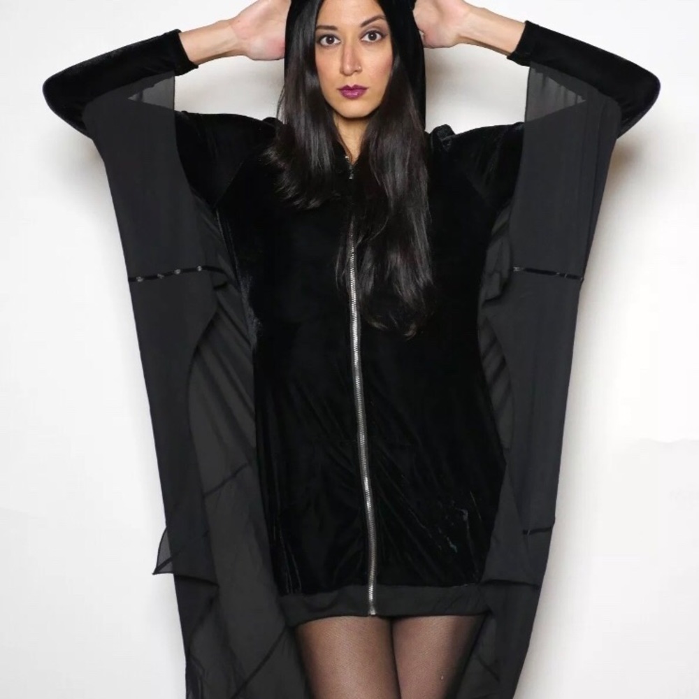 dolls kill fly by night bat hoodie. in new condition!